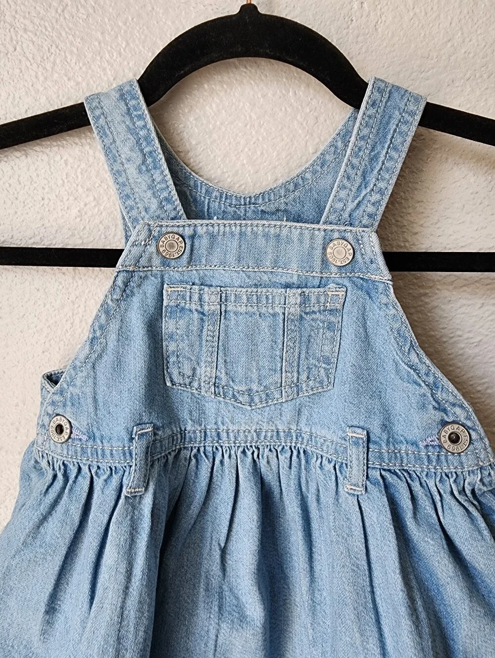 GAP nwt denim